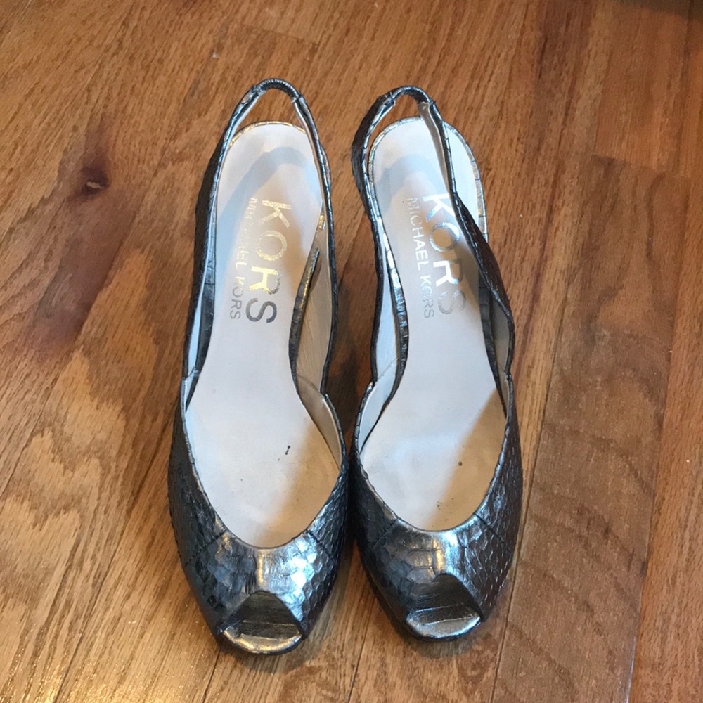 Michael Kors wedges size 6